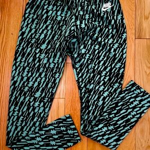 Nike legging size med
